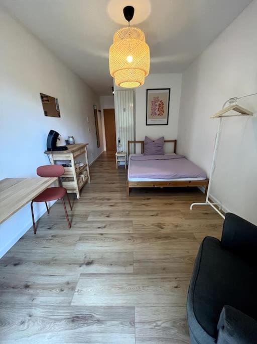 Schoene In Apartment